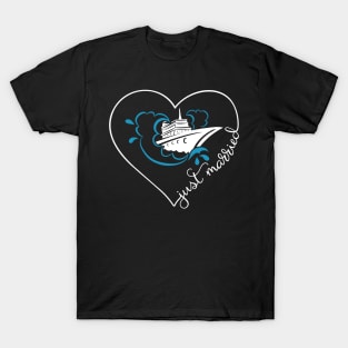 Just married Cruise Ship Honeymoon Couple Matching Gift T-Shirt